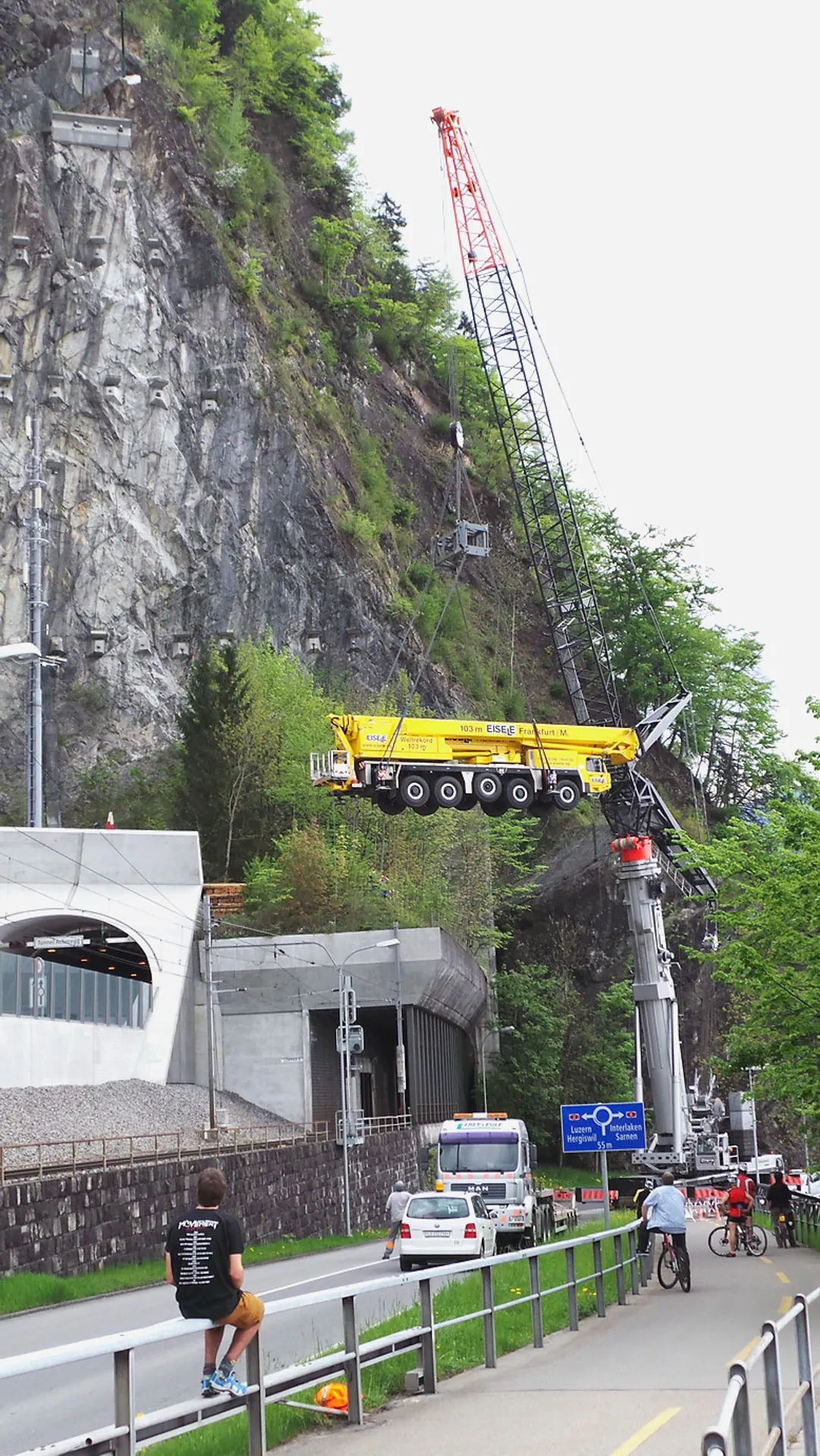 Achereggtunnel — exemplarisch für Fanger Spezialhubarbeiten.